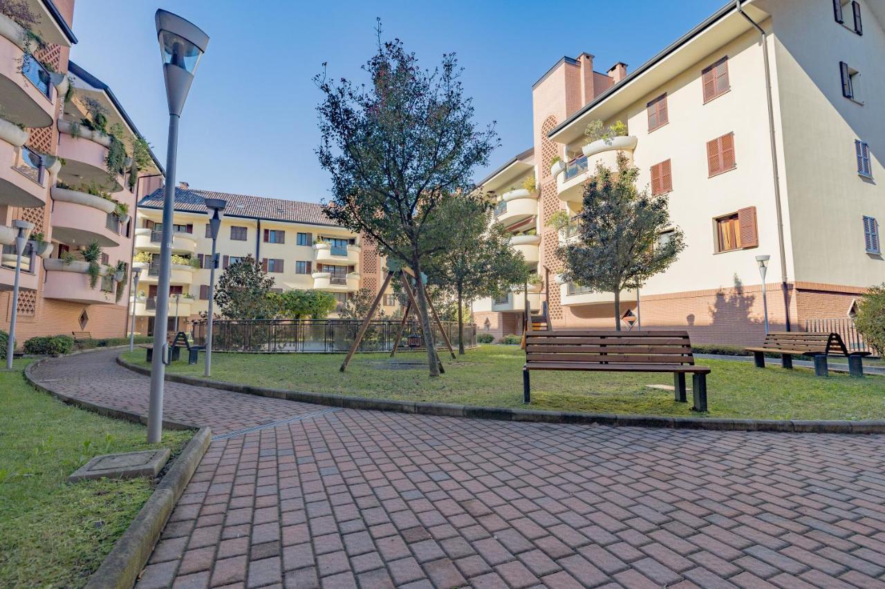 Milan Forum Camelia Guesthouse Assago Exterior photo
